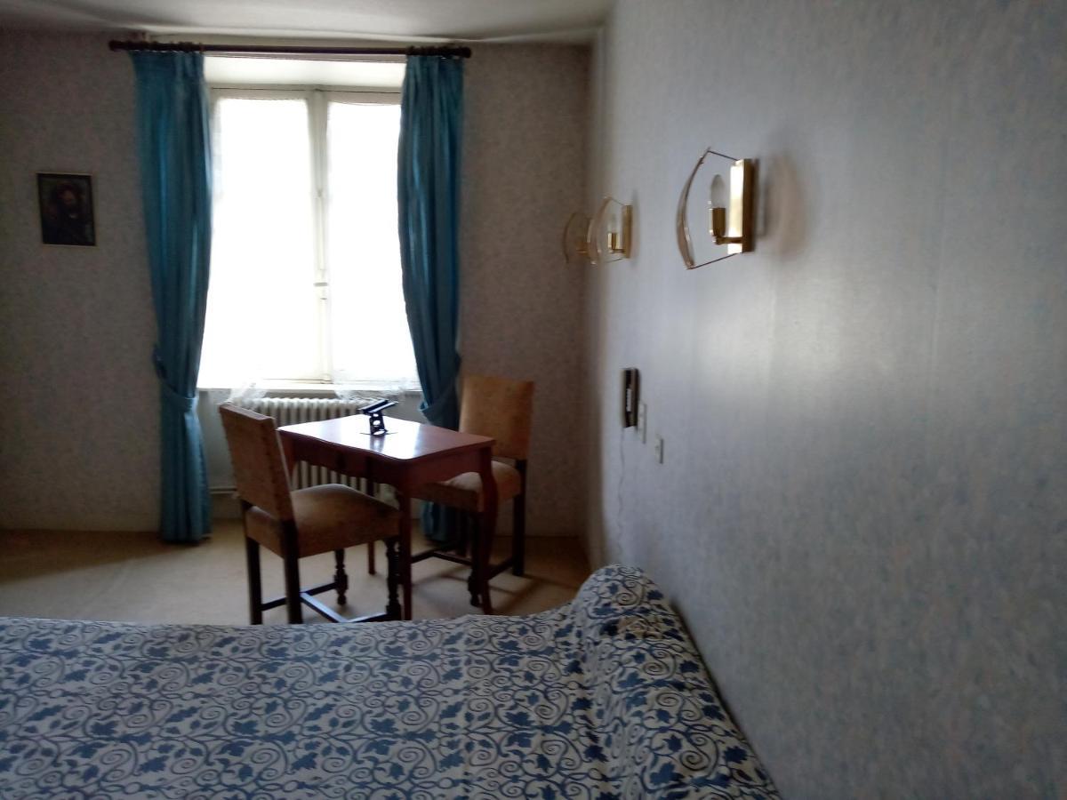 Chambres D'Hotes Des Voyageurs Magnac-Bourg Экстерьер фото